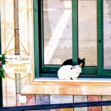 Вілла La Casa Di Silvia Apolakkia Екстер'єр фото