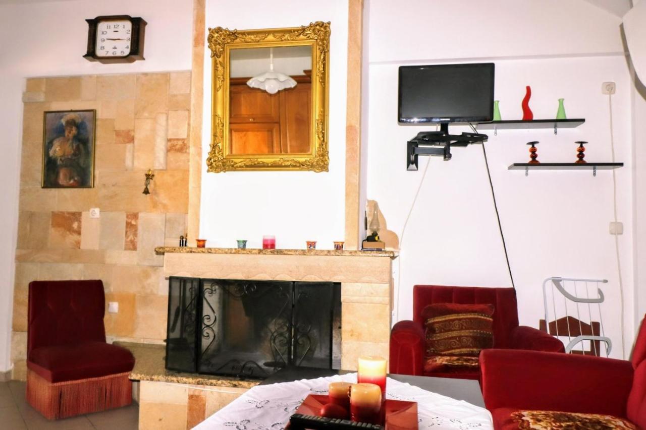 Вілла La Casa Di Silvia Apolakkia Екстер'єр фото